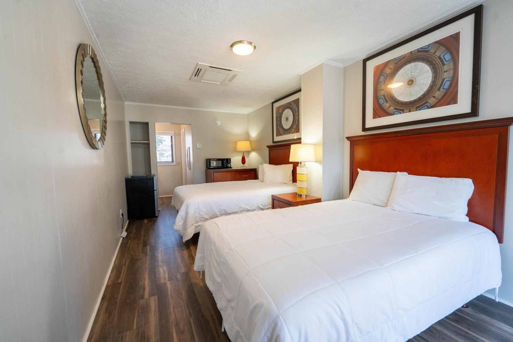 The Grand Regal Resort Elizabethtown Extérieur photo