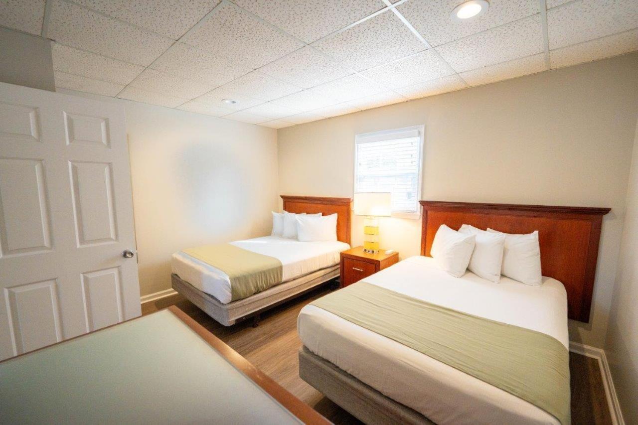 The Grand Regal Resort Elizabethtown Extérieur photo