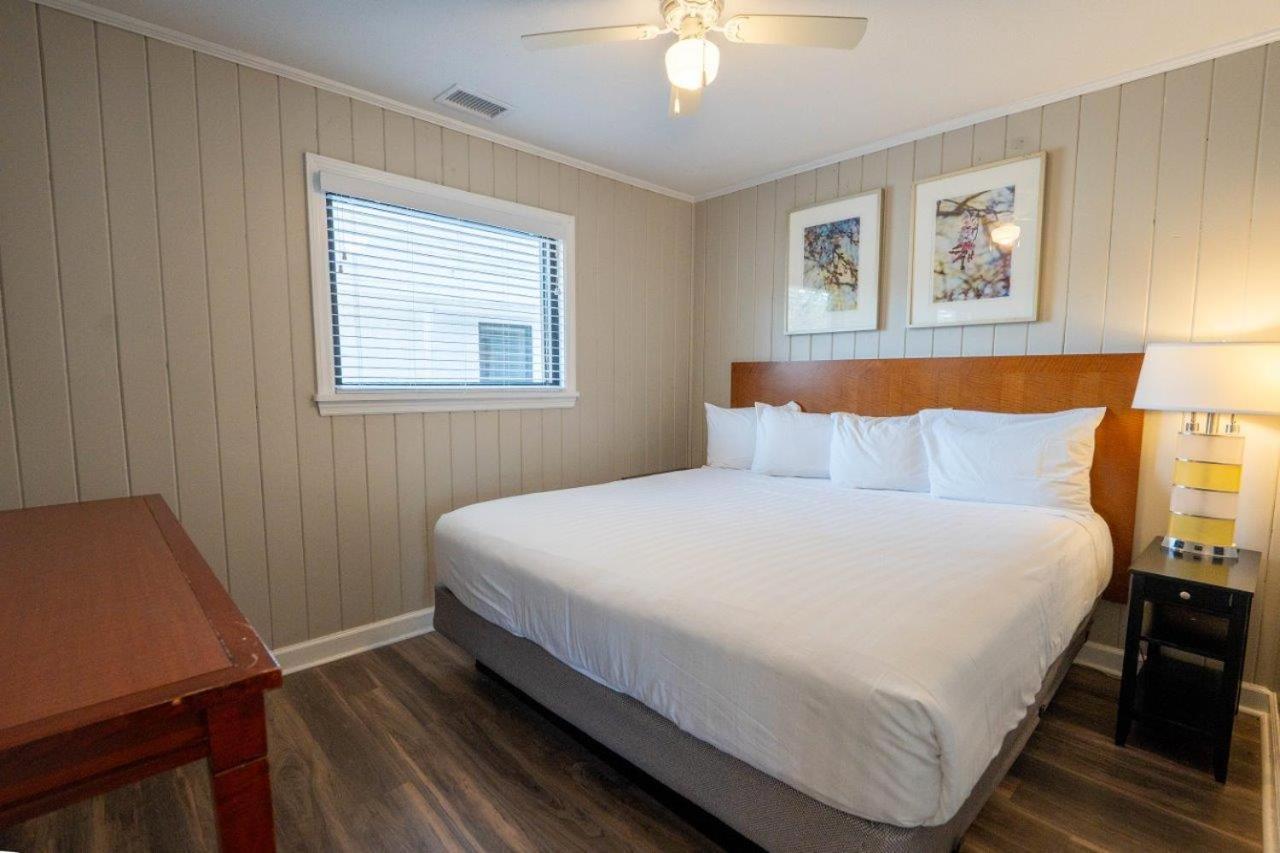 The Grand Regal Resort Elizabethtown Extérieur photo