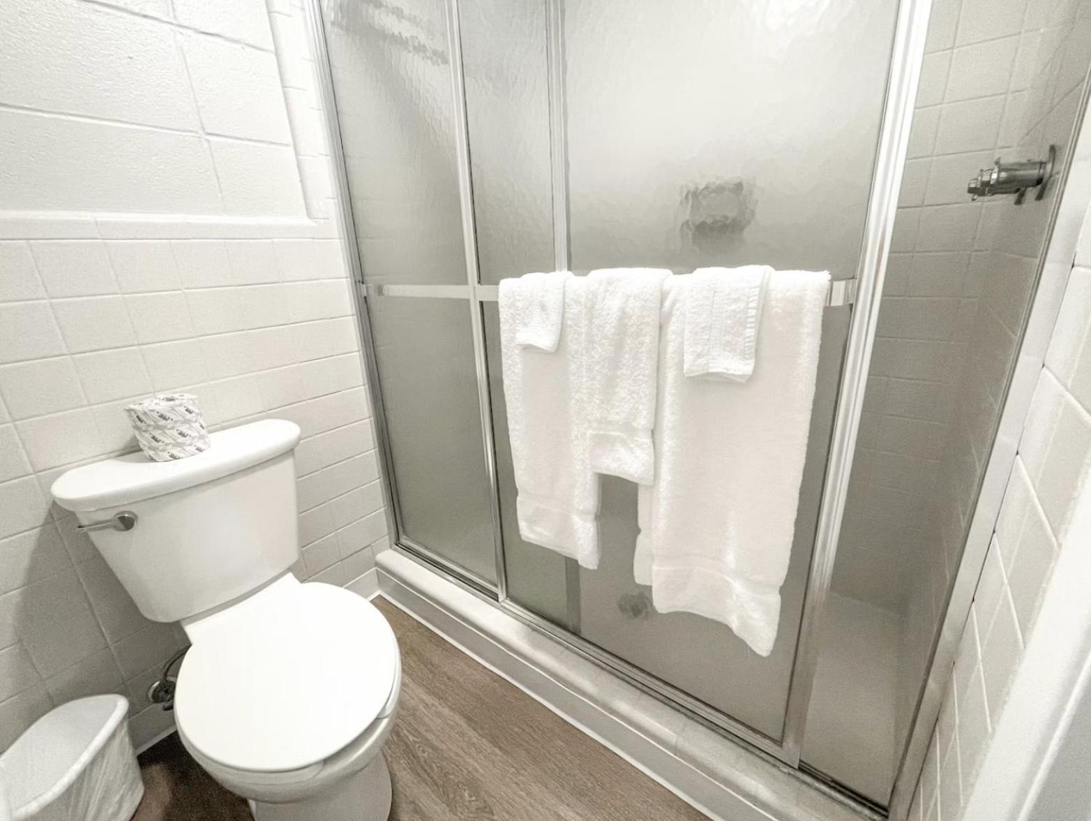 The Grand Regal Resort Elizabethtown Extérieur photo